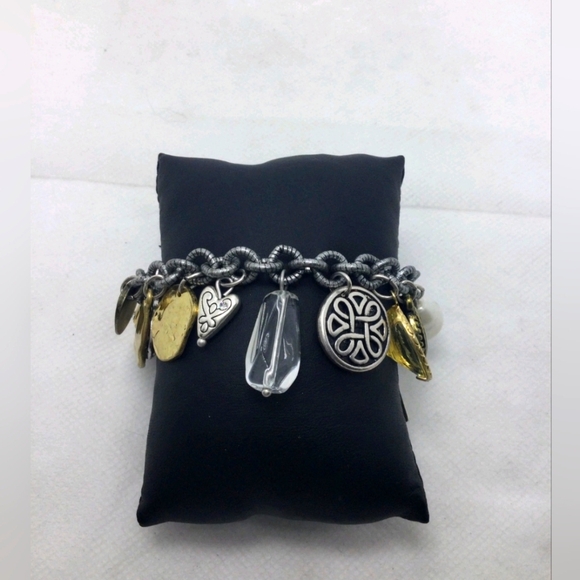 NWT Chico's Mixed Media Charm Bracelet 7" - Picture 1 of 3